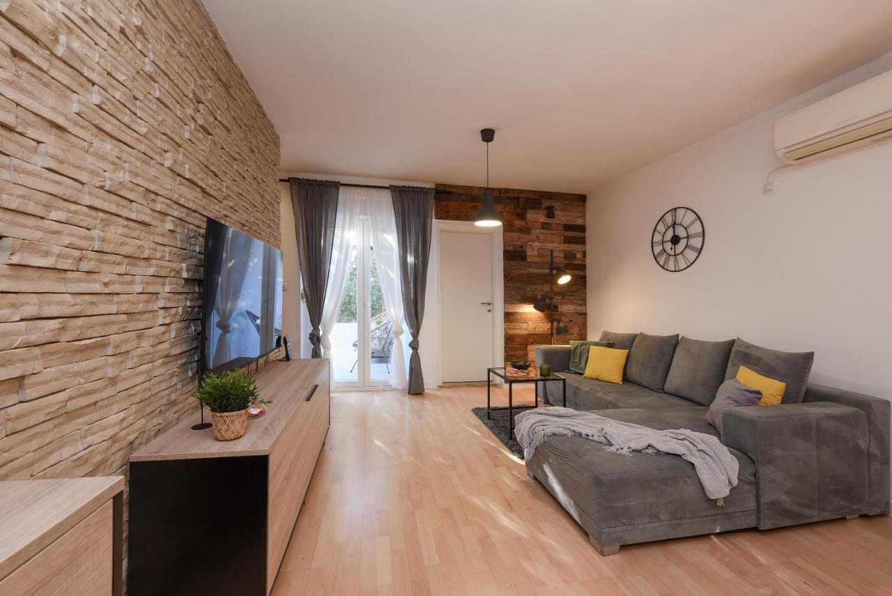 L&R Luxury Apartment- Free Parking Zadar Exterior foto