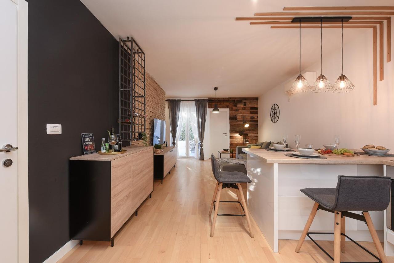 L&R Luxury Apartment- Free Parking Zadar Exterior foto