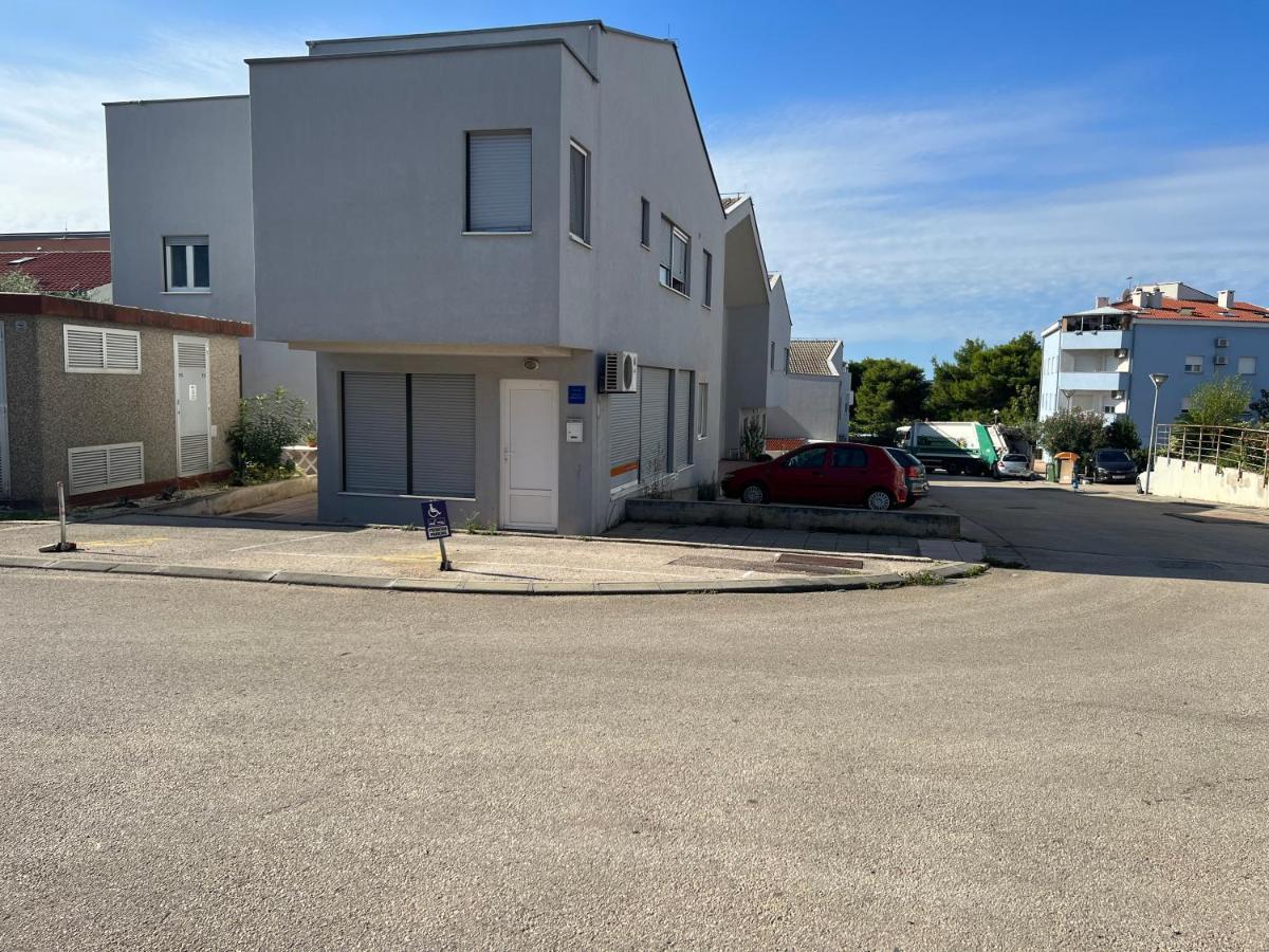 L&R Luxury Apartment- Free Parking Zadar Exterior foto